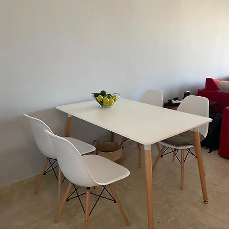 Newly Renovated- Regina Gardens 1, Venus 500 M, Sea&sunsets View, License Ooo7141 Appartement