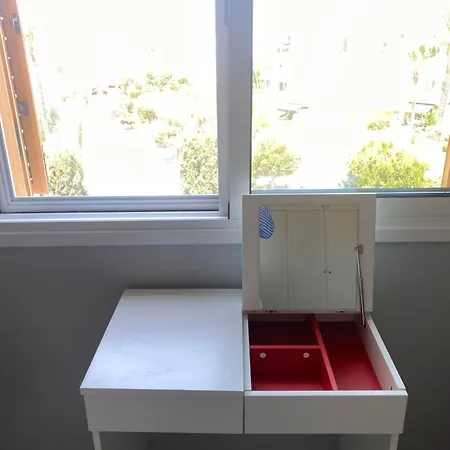 Newly Renovated- Regina Gardens 1, Venus 500 M, Sea&sunsets View, License Ooo7141