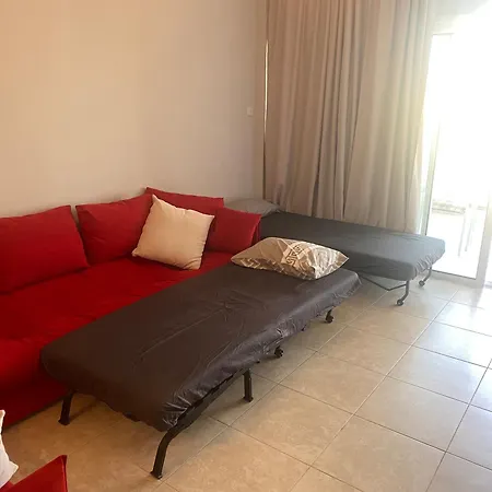 Newly Renovated- Regina Gardens 1, Venus 500 M, Sea&sunsets View, License Ooo7141 Paphos