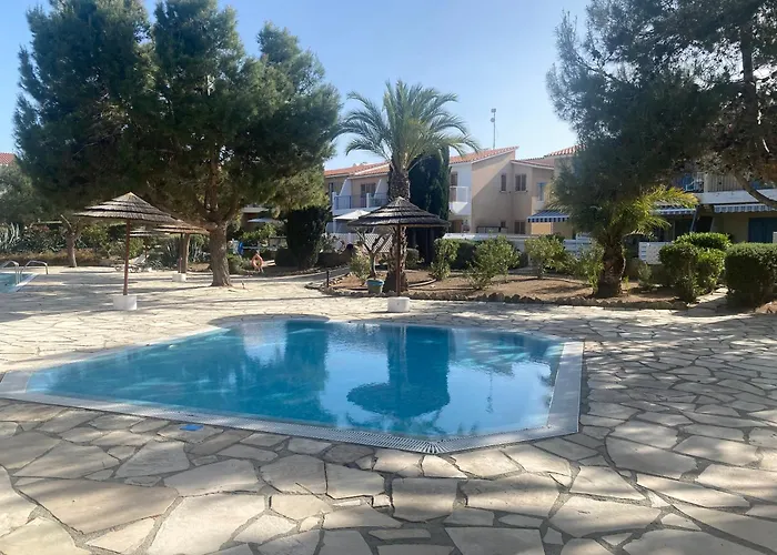 Apartmán Newly Renovated- Regina Gardens 1, Venus 500 M, Sea&sunsets View, License Ooo7141 Paphos