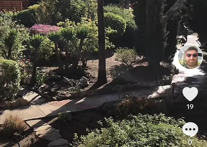 Newly Renovated- Regina Gardens 1, Venus 500 M, Sea&sunsets View, License Ooo7141 Apartmán *