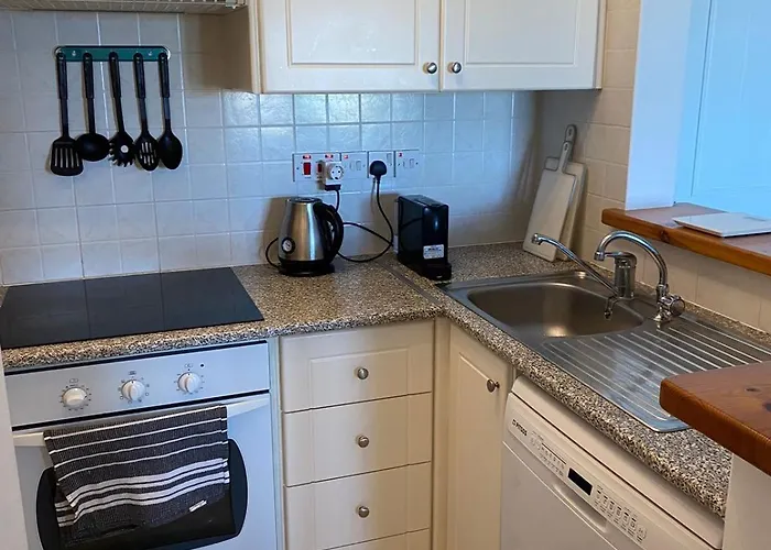 Newly Renovated- Regina Gardens 1, Venus 500 M, Sea&sunsets View, License Ooo7141 Apartmán