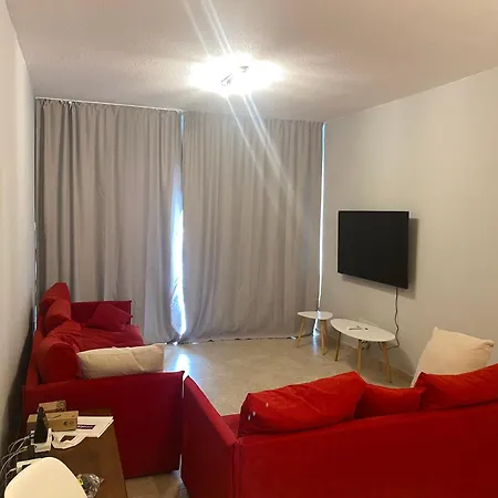 Newly Renovated- Regina Gardens 1, Venus 500 M, Sea&sunsets View, License Ooo7141 *